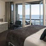 ホテル De Pier 4*