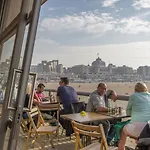 De Pier 4*