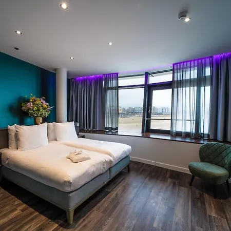 De Pier Hotel 4*