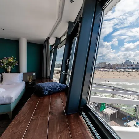 Hotell De Pier 4*